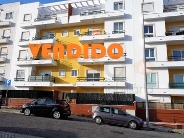 Apartamento T2 para Venda em Póvoa de Santa Iria e Forte da Casa
