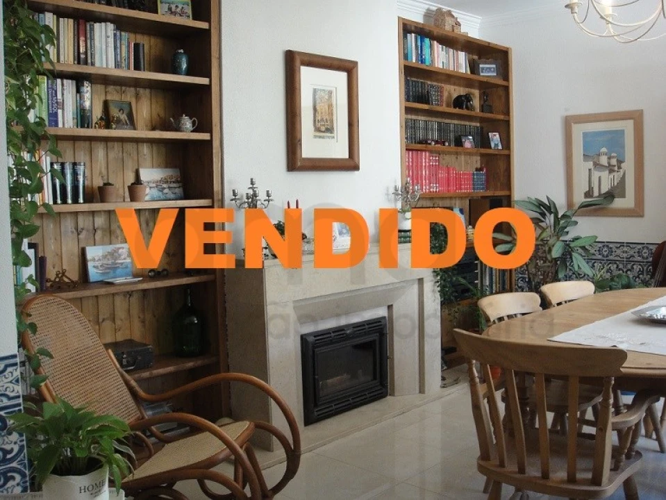 Apartamento T3 para Venda em Oeiras e São Julião da Barra, Paço de Arcos e Caxias Foto 1
