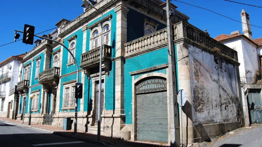 Moradia T20 para Venda em Tortosendo