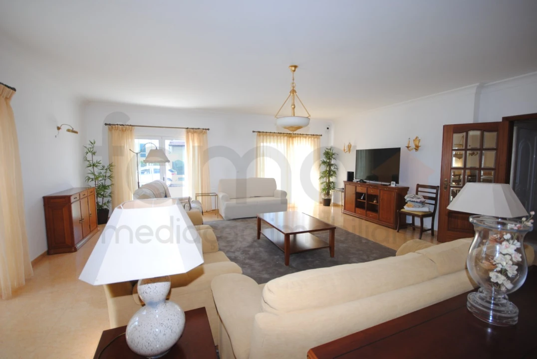Moradia T4 para Venda em Santa Maria e São Miguel, São Martinho, São Pedro Penaferrim Foto 17