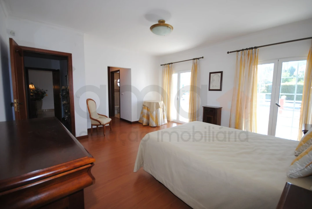 Moradia T4 para Venda em Santa Maria e São Miguel, São Martinho, São Pedro Penaferrim Foto 40