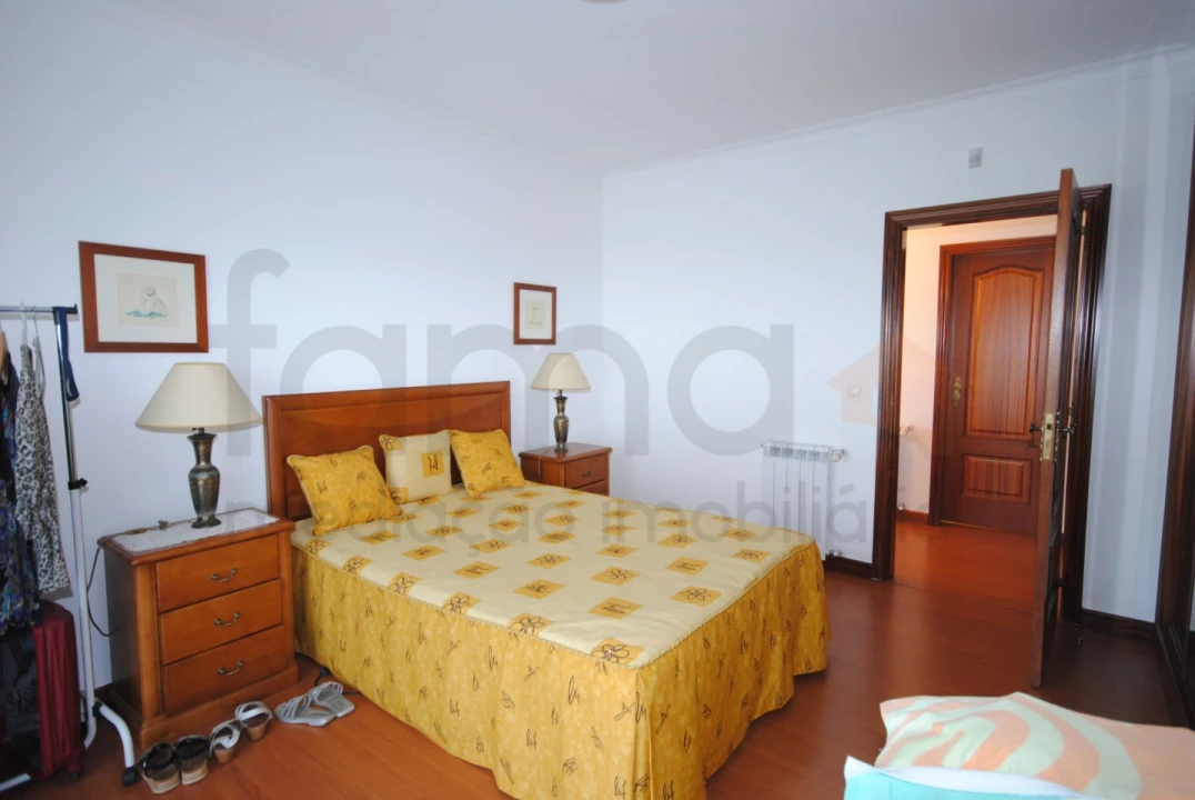 Moradia T4 para Venda em Santa Maria e São Miguel, São Martinho, São Pedro Penaferrim Foto 48