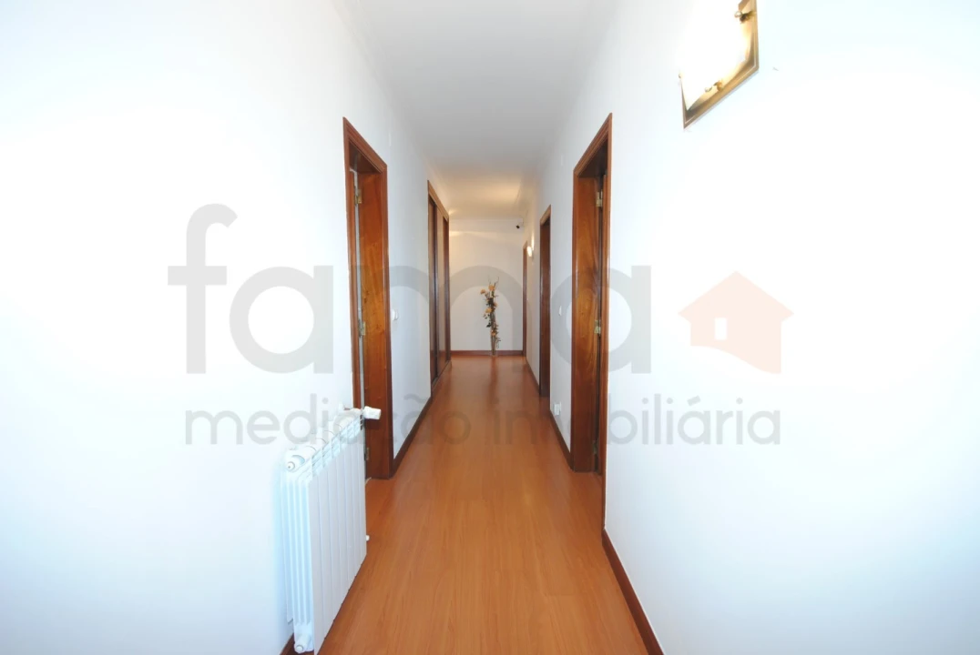 Moradia T4 para Venda em Santa Maria e São Miguel, São Martinho, São Pedro Penaferrim Foto 62