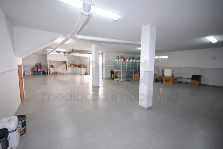 Moradia T4 para Venda em Santa Maria e São Miguel, São Martinho, São Pedro Penaferrim Foto 82