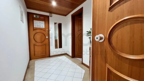 Apartamento para Venda em Albufeira e Olhos de Água