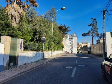 Terreno para Venda em Oeiras e São Julião da Barra, Paço de Arcos e Caxias