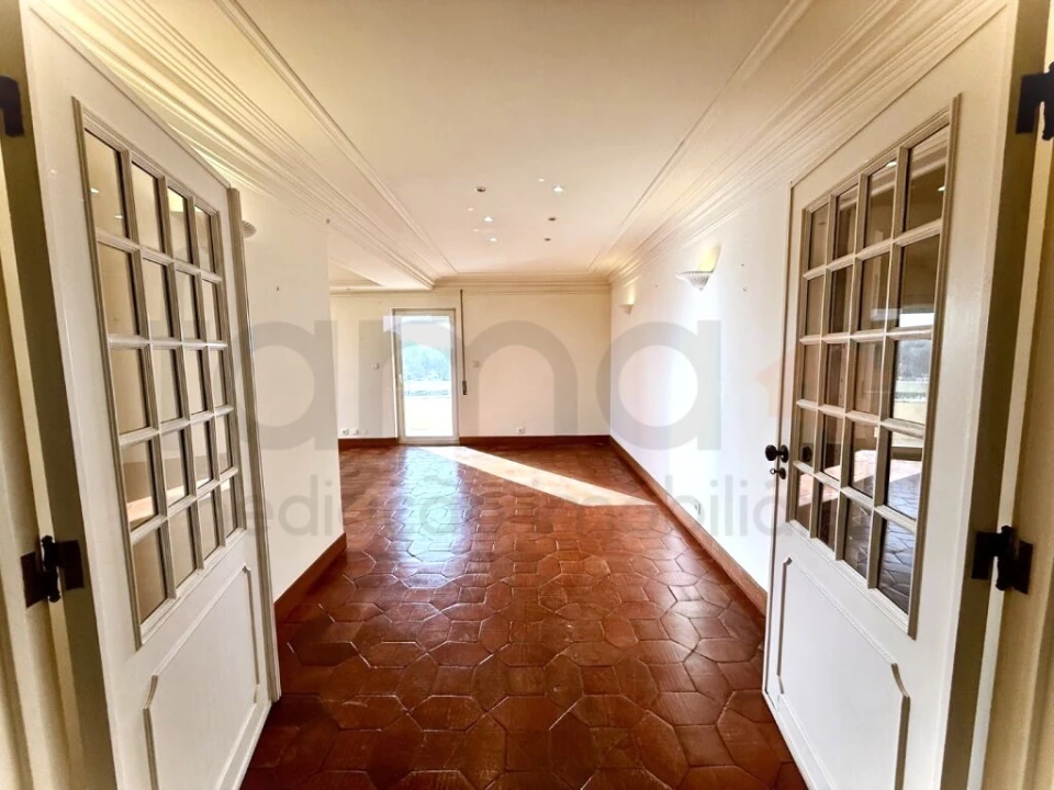 Apartamento T4 para Venda em Oeiras e São Julião da Barra, Paço de Arcos e Caxias Foto 4