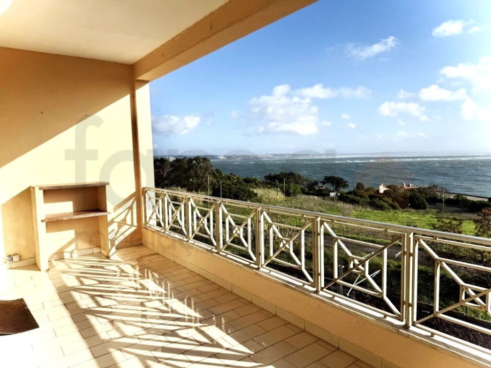 Apartamento T4 para Venda em Oeiras e São Julião da Barra, Paço de Arcos e Caxias Foto 10