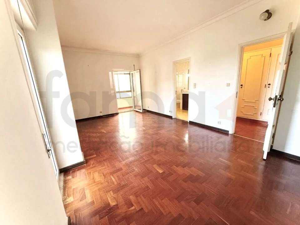 Apartamento T4 para Venda em Oeiras e São Julião da Barra, Paço de Arcos e Caxias Foto 23
