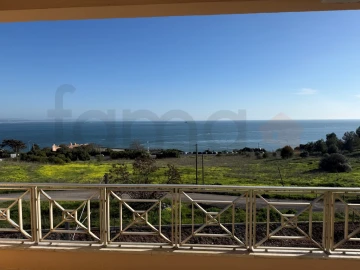 Apartamento T4 para Venda em Oeiras e São Julião da Barra, Paço de Arcos e Caxias