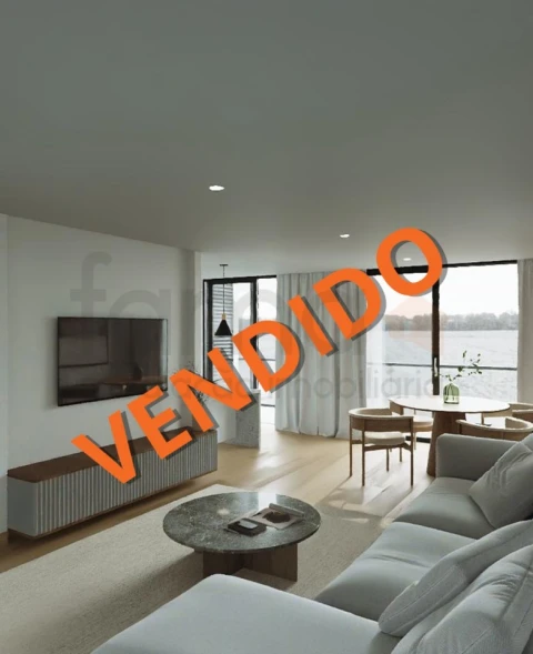 Apartamento T2 para Venda em Oeiras e São Julião da Barra, Paço de Arcos e Caxias