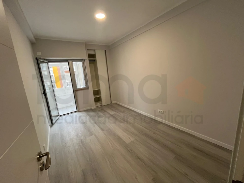 Apartamento T2 para Venda em Oeiras e São Julião da Barra, Paço de Arcos e Caxias Foto 15