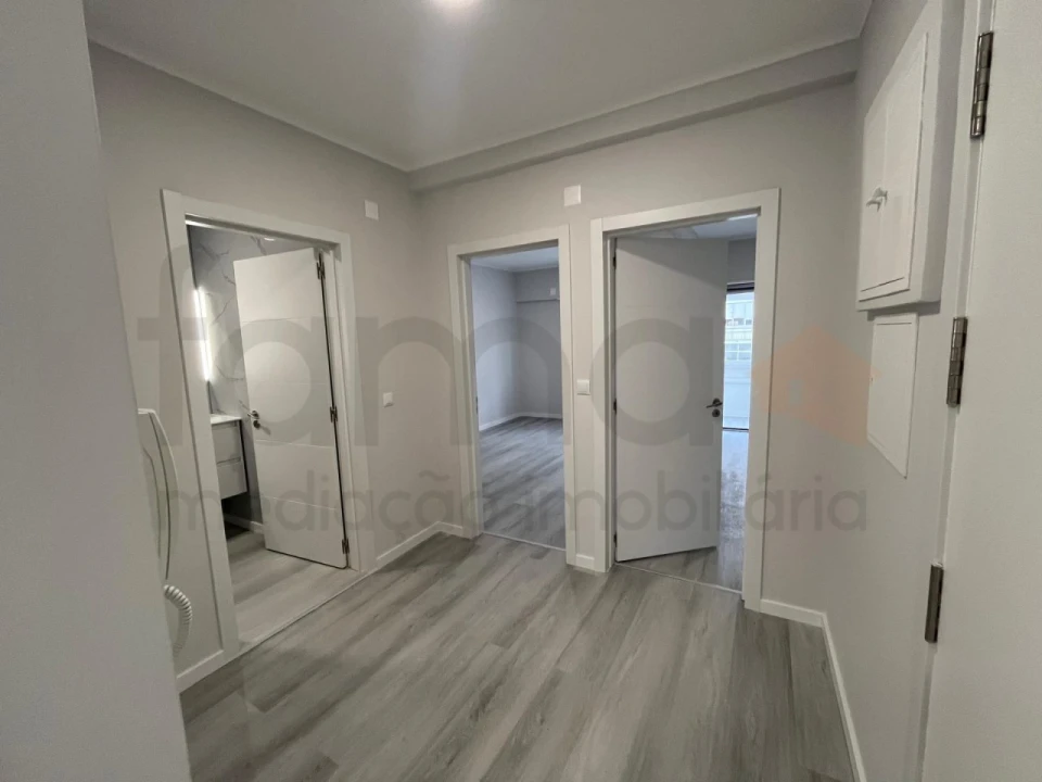 Apartamento T2 para Venda em Oeiras e São Julião da Barra, Paço de Arcos e Caxias Foto 19