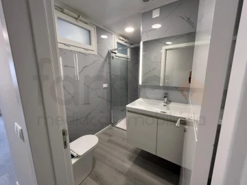 Apartamento T2 para Venda em Oeiras e São Julião da Barra, Paço de Arcos e Caxias