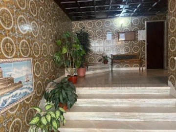 Apartamento T2 para Venda em Oeiras e São Julião da Barra, Paço de Arcos e Caxias