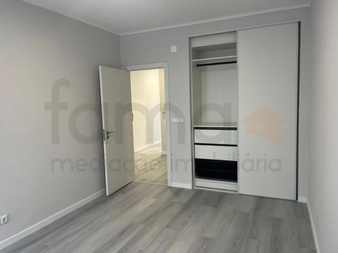 Apartamento T2 para Venda em Oeiras e São Julião da Barra, Paço de Arcos e Caxias Foto 16
