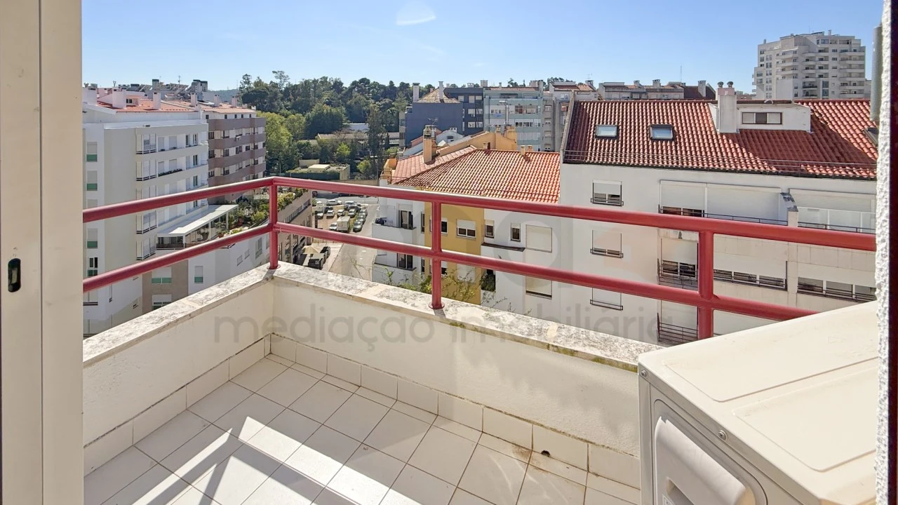 Apartamento T5 para Venda em São Domingos de Benfica Foto 42