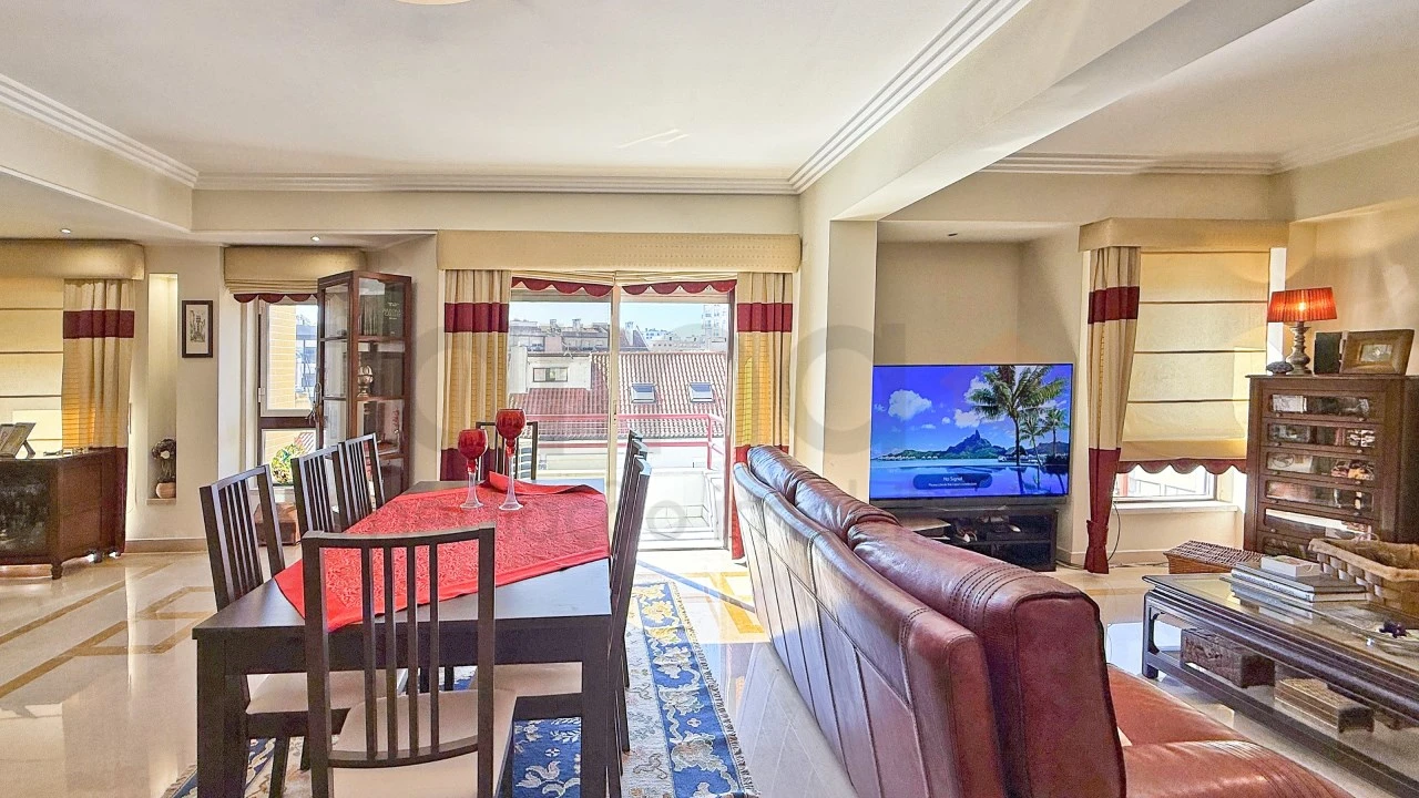 Apartamento T5 para Venda em São Domingos de Benfica Foto 54