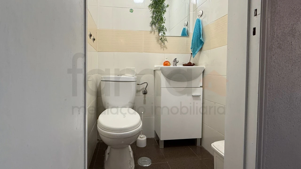 Moradia T5 para Venda em Ventosa Foto 57