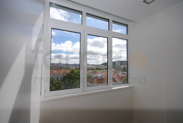 Apartamento T3 para Venda em Benfica Foto 10