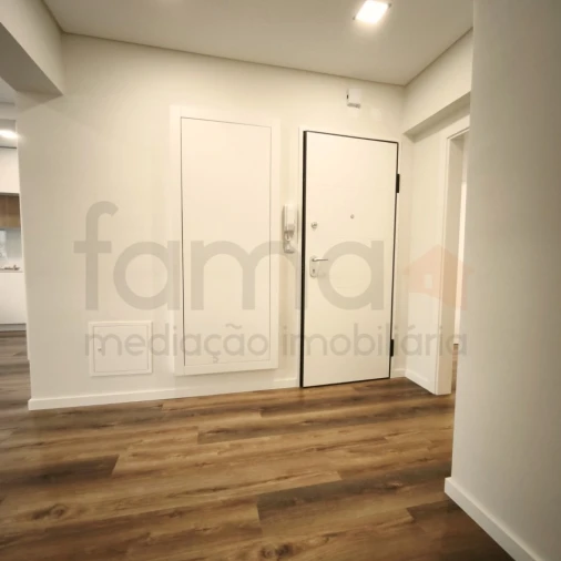 Apartamento T3 para Venda em Benfica Foto 48