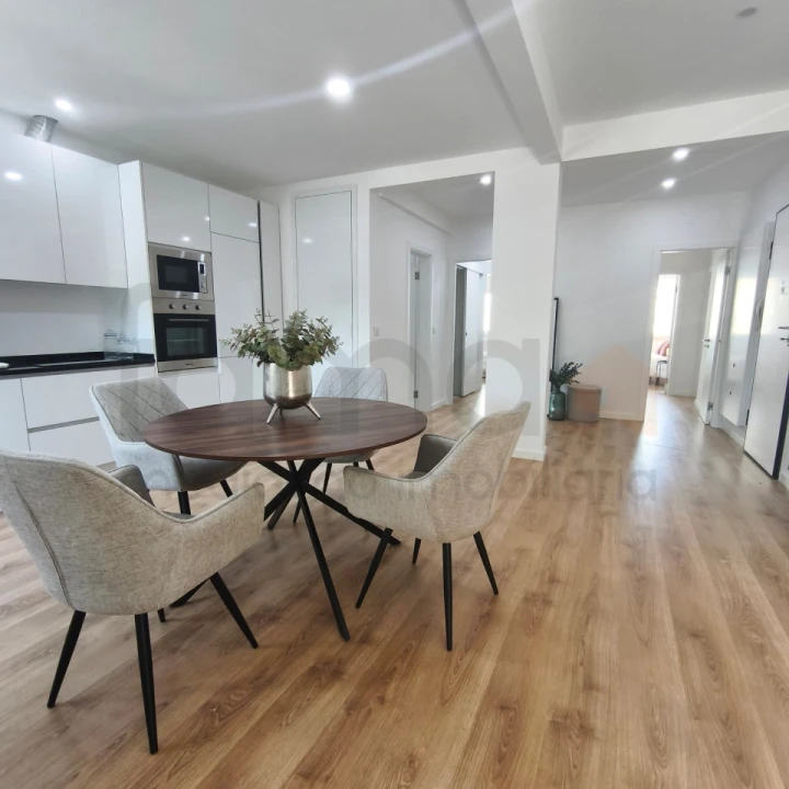Apartamento T3 para Venda em Benfica Foto 6