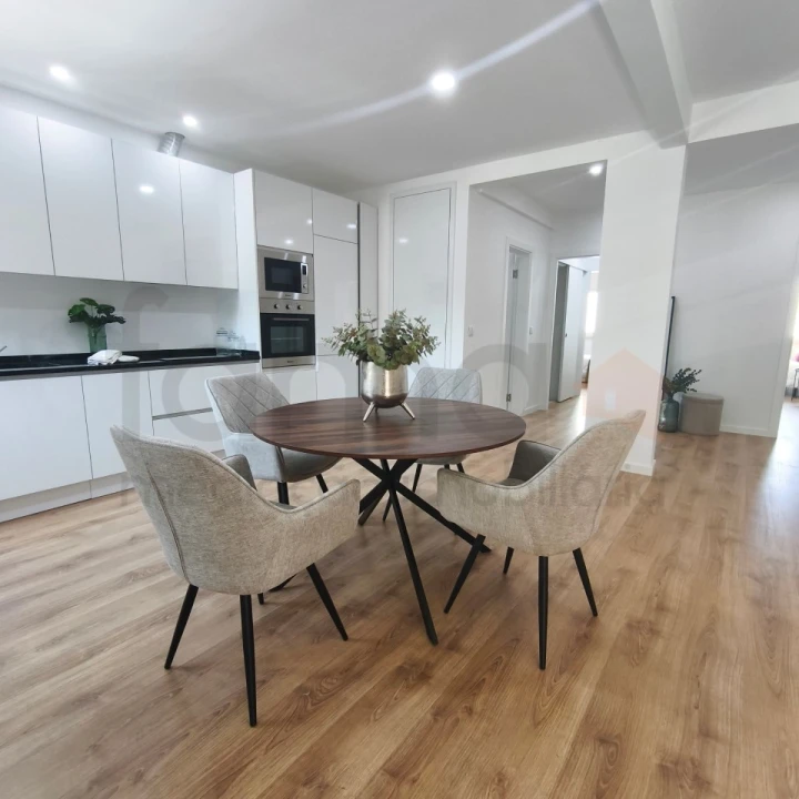Apartamento T3 para Venda em Benfica Foto 11