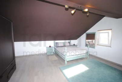 Moradia T6 para Venda em Porto Salvo