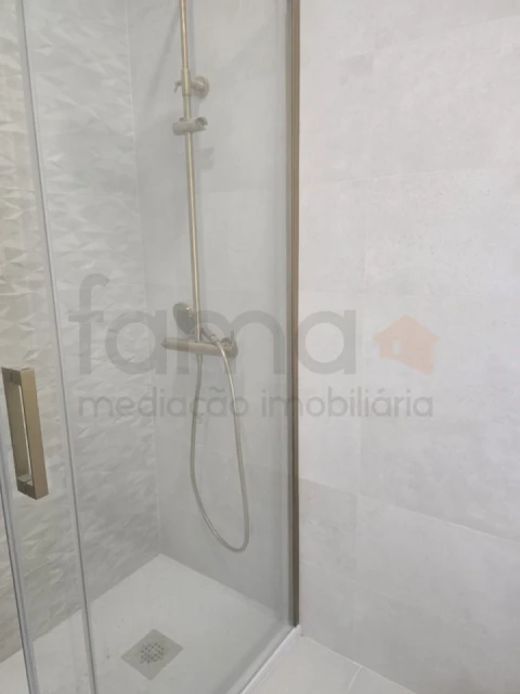 Apartamento T2 para Venda em Venteira