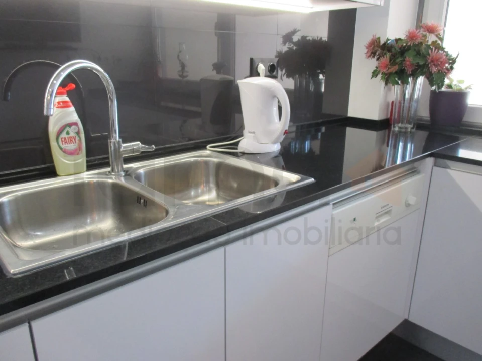 Apartamento T3 para Venda em Oeiras e São Julião da Barra, Paço de Arcos e Caxias Foto 12