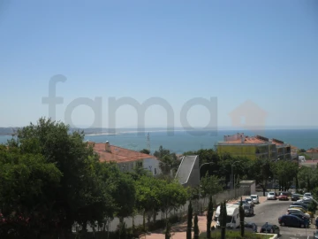 Apartamento T3 para Venda em Oeiras e São Julião da Barra, Paço de Arcos e Caxias