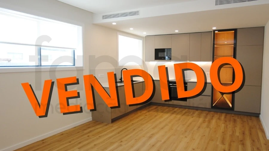 Apartamento T2 para Venda em Porto Salvo