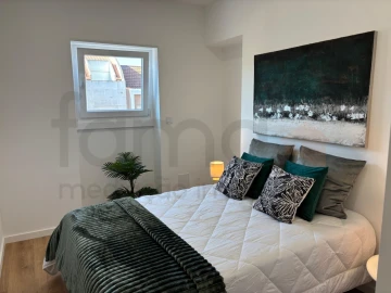 Apartamento T3 para Venda em Benfica