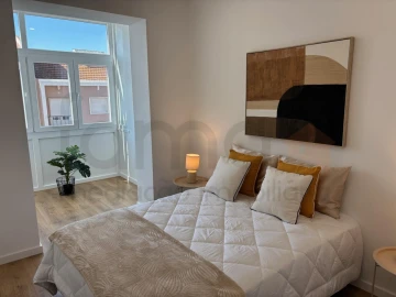 Apartamento T3 para Venda em Benfica