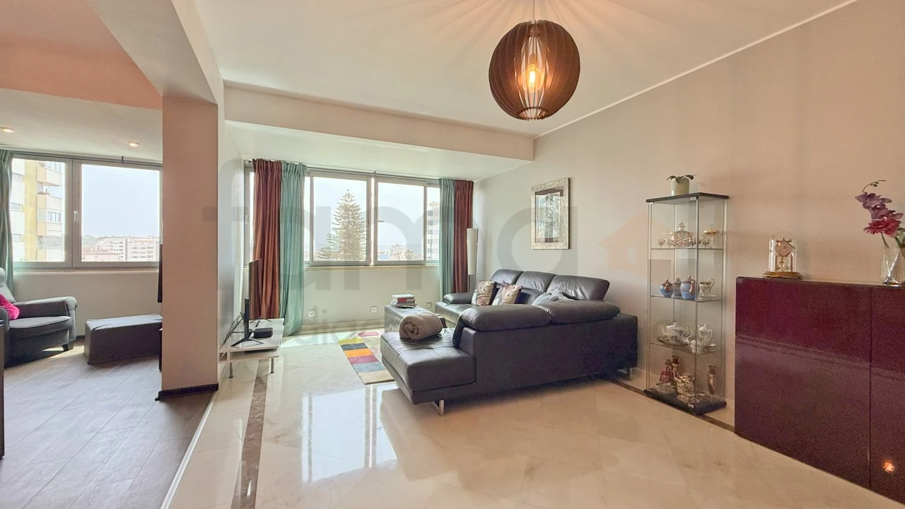 Apartamento T3 para Venda em Algés, Linda-A-Velha e Cruz Quebrada-Dafundo Foto 9