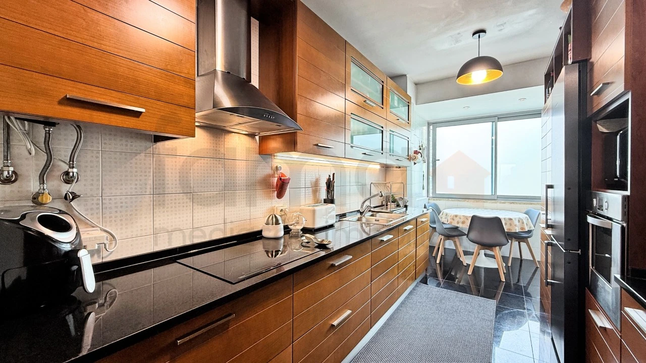 Apartamento T3 para Venda em Algés, Linda-A-Velha e Cruz Quebrada-Dafundo Foto 28