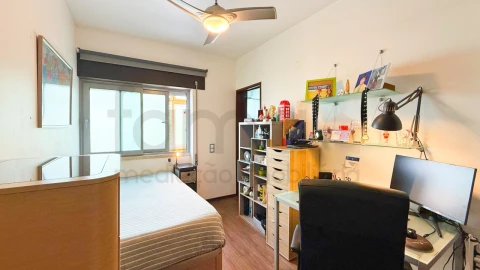 Apartamento T3 para Venda em Algés, Linda-A-Velha e Cruz Quebrada-Dafundo