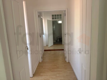 Moradia T3 para Venda em Azeitão (São Lourenço e São Simão)