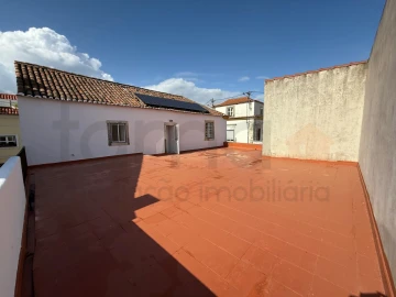 Moradia T3 para Venda em Azeitão (São Lourenço e São Simão)