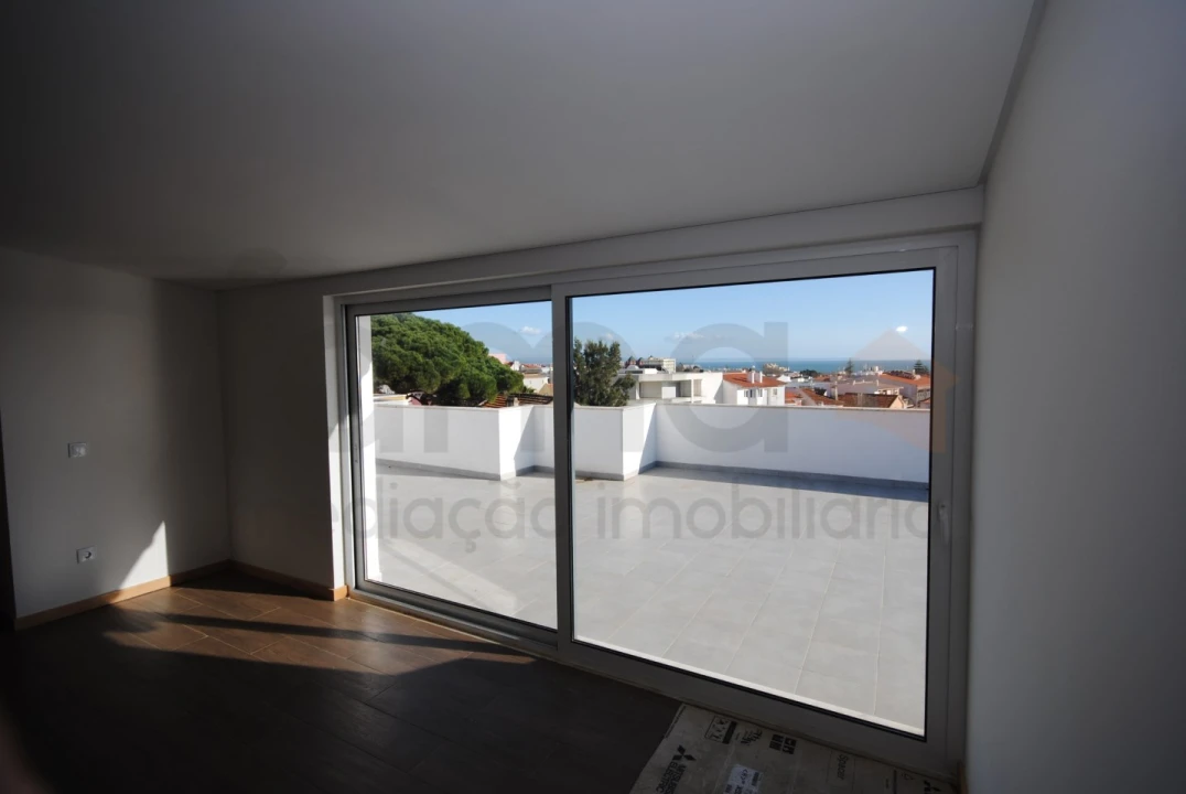 Apartamento T3 para Venda em Carcavelos e Parede Foto 46