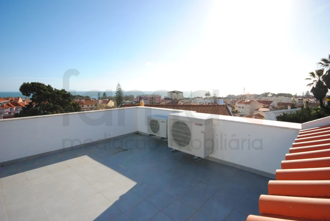 Apartamento T3 para Venda em Carcavelos e Parede Foto 48