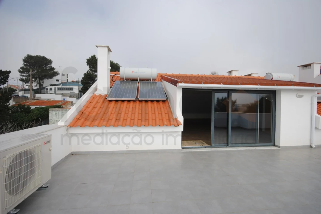 Apartamento T3 para Venda em Carcavelos e Parede Foto 56