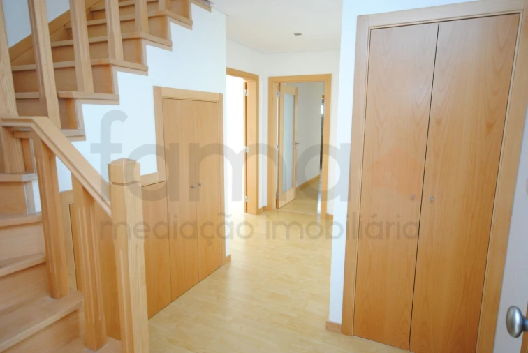 Apartamento T3 para Venda em Carcavelos e Parede Foto 33