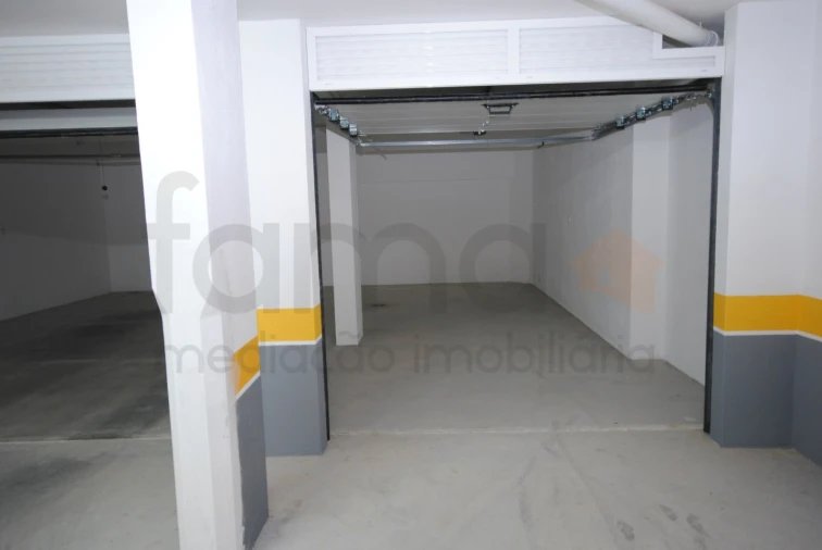 Apartamento T3 para Venda em Carcavelos e Parede Foto 73