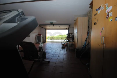 Moradia T5 para Venda em São João das Lampas e Terrugem