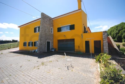 Moradia T5 para Venda em São João das Lampas e Terrugem