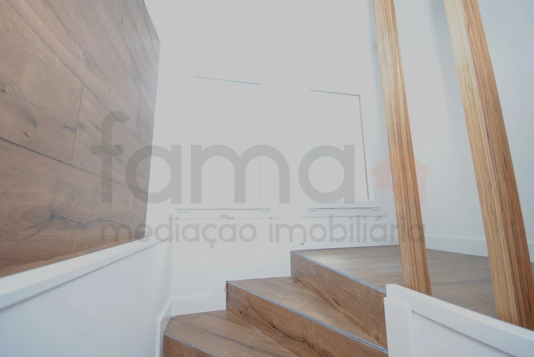 Moradia T3 para Venda em São Domingos de Rana Foto 17