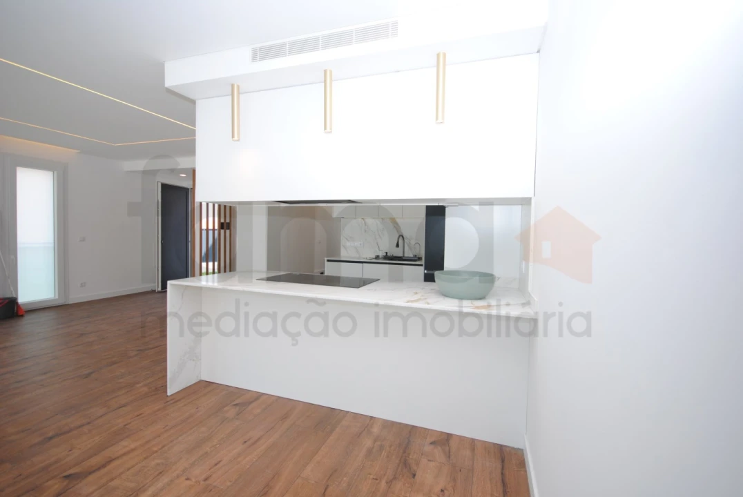 Moradia T3 para Venda em São Domingos de Rana Foto 19