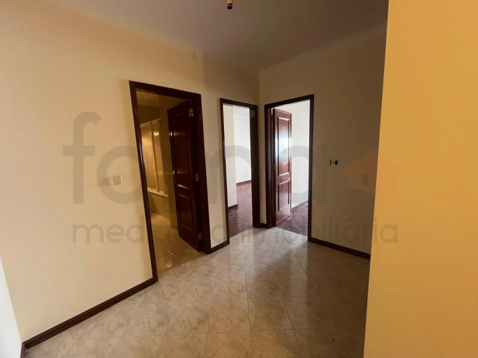 Apartamento T2 para Venda em Algueirão-Mem Martins Foto 11