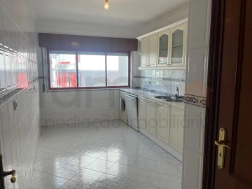 Apartamento T2 para Venda em Algueirão-Mem Martins